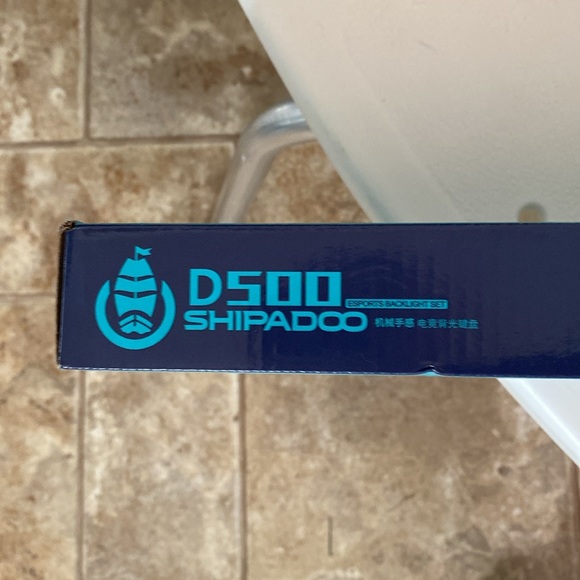 D500 LED Keyboard - Picture 3 of 6